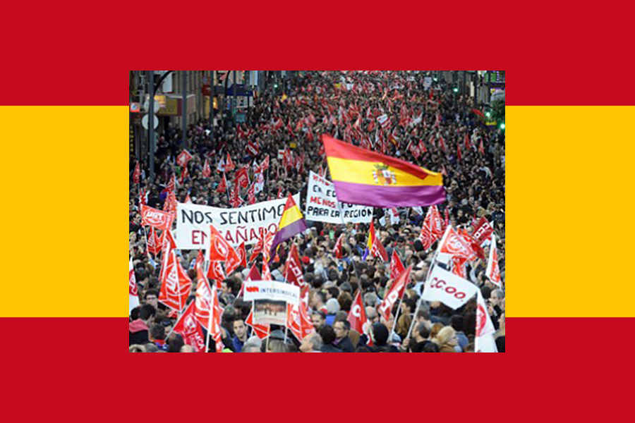 Alertan de estallido social en España ante recortes de&nbsp;Rajoy
