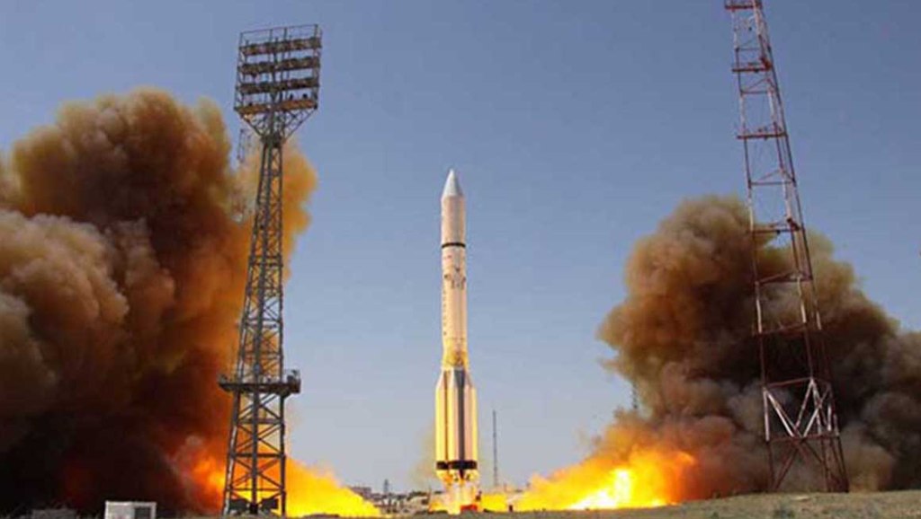 Rusia lanza satélite militar mediante cohete portador&nbsp;Proton-M