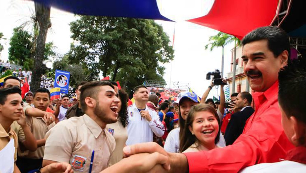 Intención de voto por Maduro crece al&nbsp;52%