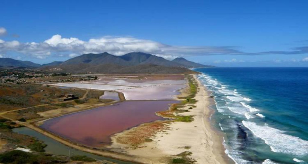 Isla de Margarita es declarada Zona Económica Especial de Uso del&nbsp;Petro