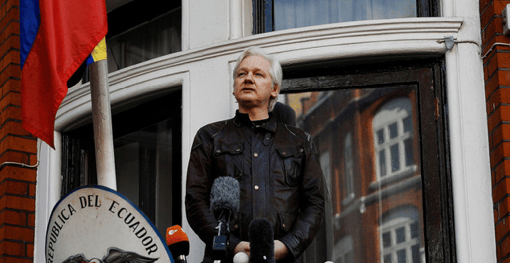 WikiLeaks: Ecuador prohíbe a Julian Assange recibir visitas y realizar llamadas&nbsp;telefónicas