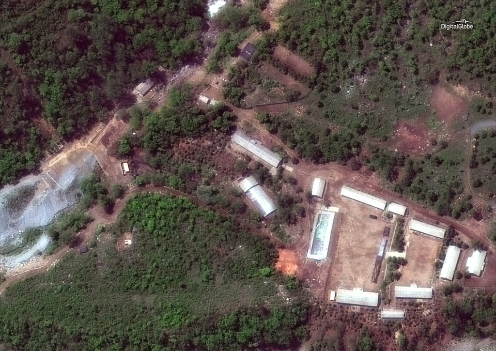 «Explosiones y tierra por todas partes»: RT presencia el cierre del polígono nuclear&nbsp;norcoreano