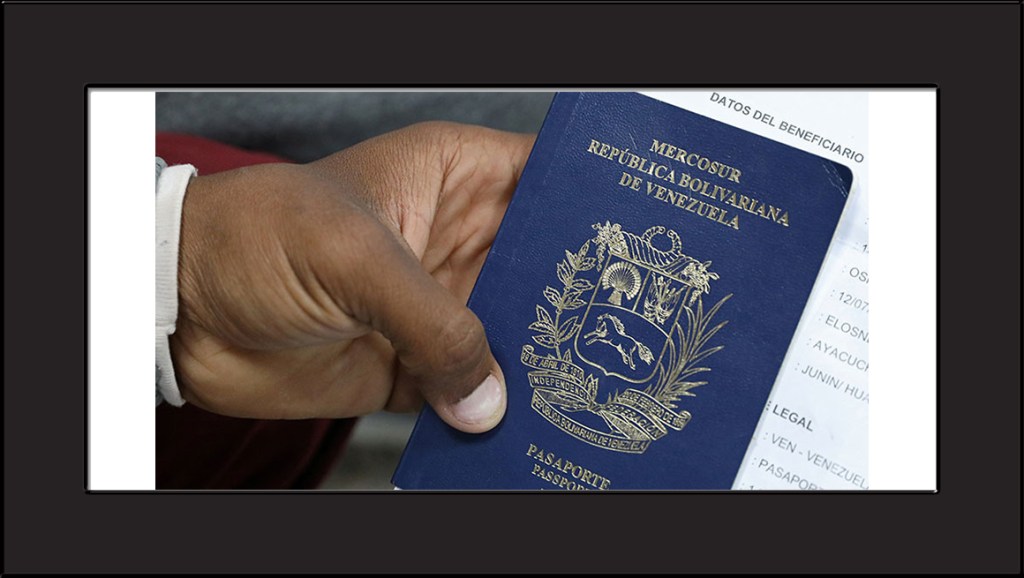 Perú comienza a exigir pasaporte a los venezolanos en su&nbsp;frontera