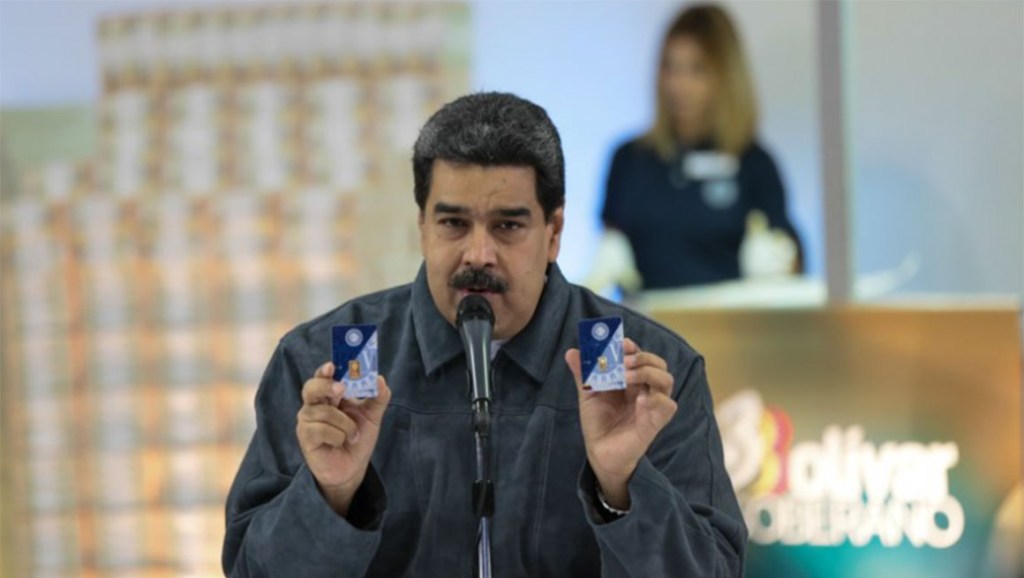 ¿Hacia dónde apunta el Plan de Ahorro en Oro lanzado por&nbsp;Maduro?