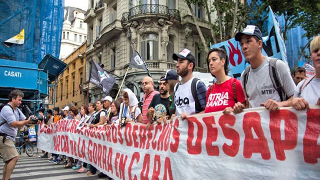 Movimientos sociales de Argentina marchan contra violencia&nbsp;policial