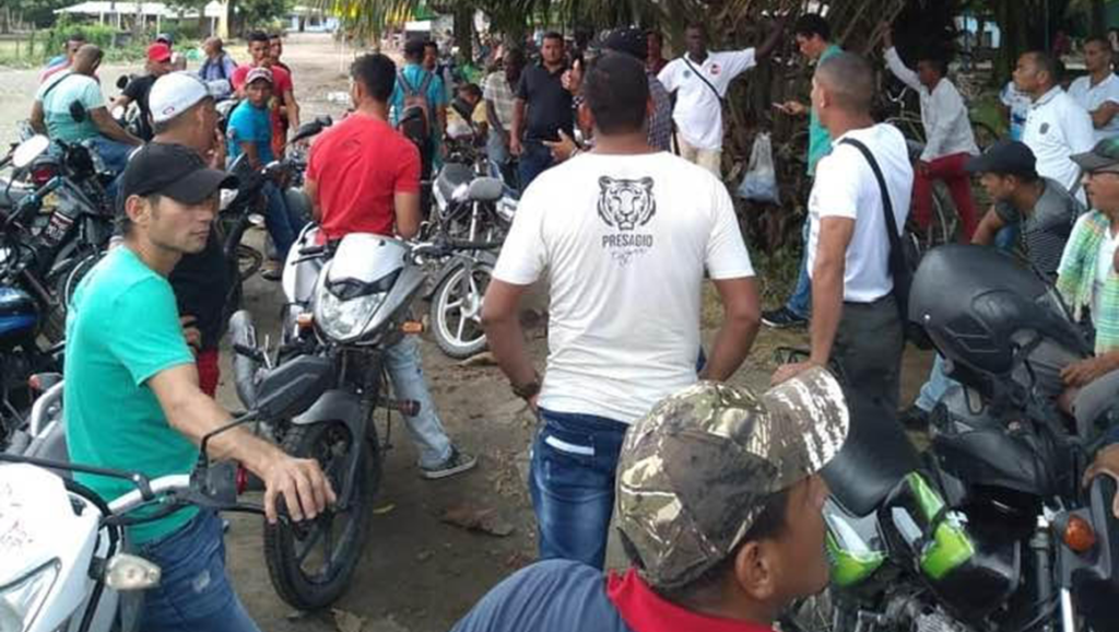 En huelga obreros de fincas bananeras Esmeralda y Pradomar en&nbsp;Urabá
