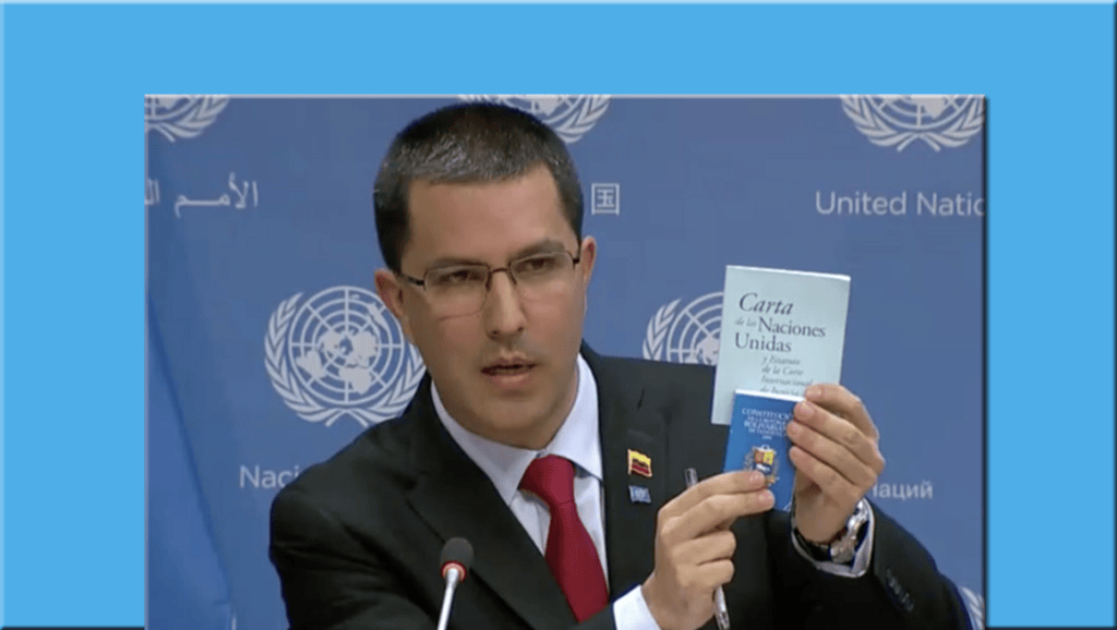 Canciller Arreaza de Venezuela denuncia «bloqueo» financiero por parte de&nbsp;EE.UU.
