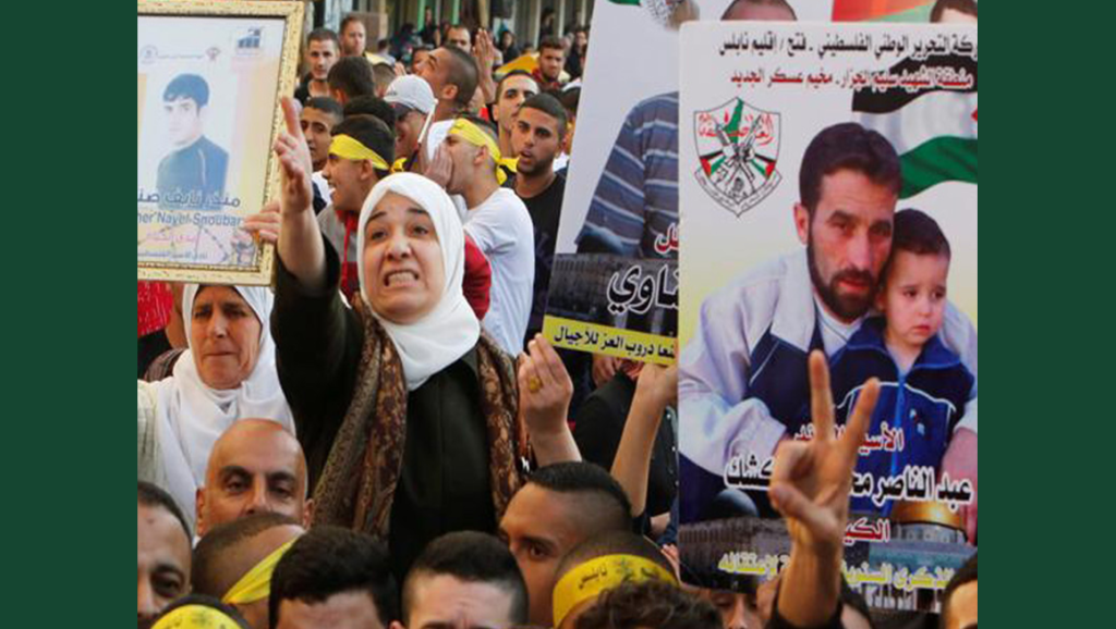 Sionistas causan dolor físico y psíquico a madres y niños&nbsp;palestinos.