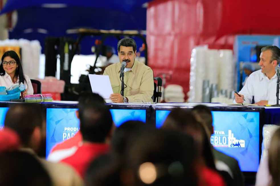 Presidente Maduro impulsa inversiones para recuperar y mejorar servicios públicos en el&nbsp;país