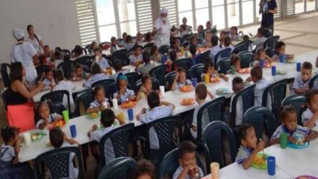 Venezuela garantiza programa de alimentación para curso&nbsp;escolar