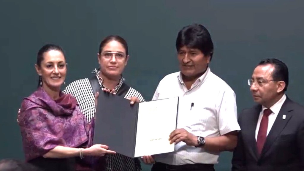 Nombran a Evo Morales huésped distinguido de Ciudad de&nbsp;México