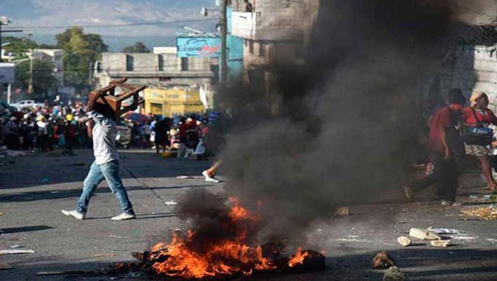 Masivas protestas acentúan crisis en Haití&nbsp;(+Video)