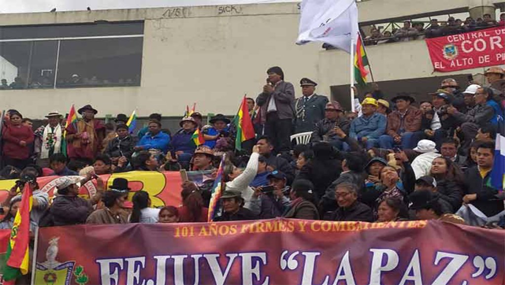 Presidente de Bolivia llama a la paz durante concentración popular (+Fotos)(+Video)