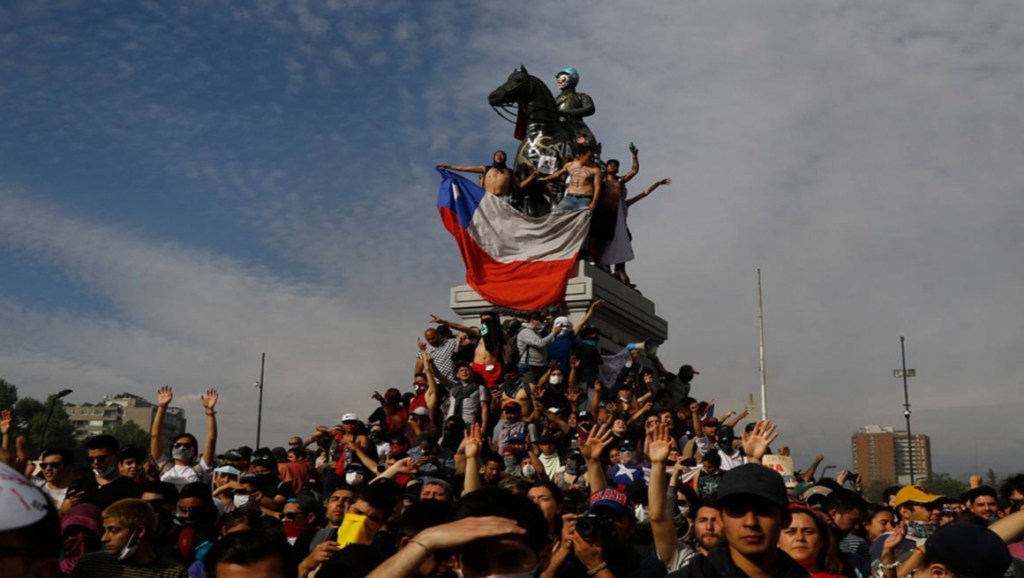 HONOR Y GLORIA AL PUEBLO&nbsp;CHILENO
