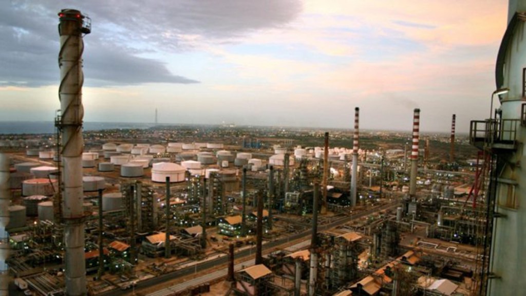 Desde Irán llegan suministros para elaborar gasolina en&nbsp;Paraguaná