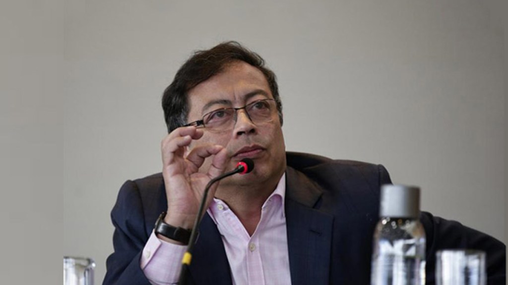 ¿Por qué barcos de EEUU van a Venezuela, si droga colombiana sale por el&nbsp;Pacífico?