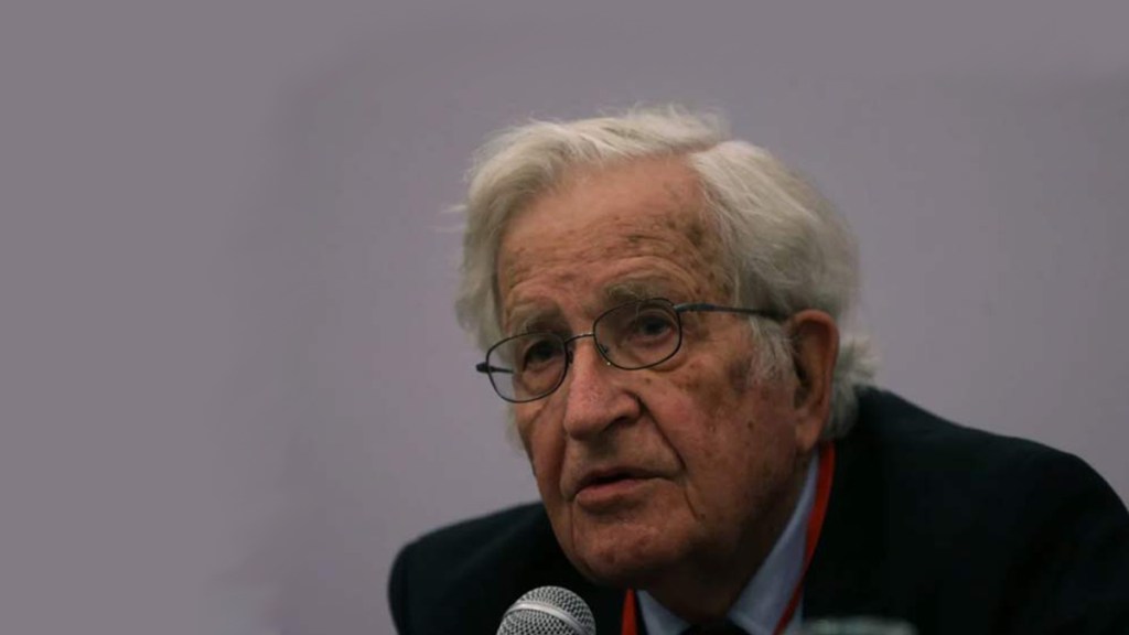 Cuba, único país con internacionalismo genuino, afirma Noam&nbsp;Chomsky