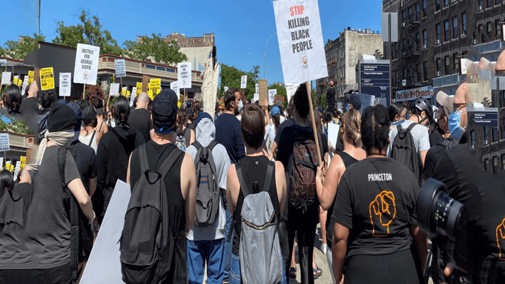 Calles de EE.UU. siguen marcadas por los reclamos de justicia&nbsp;racial