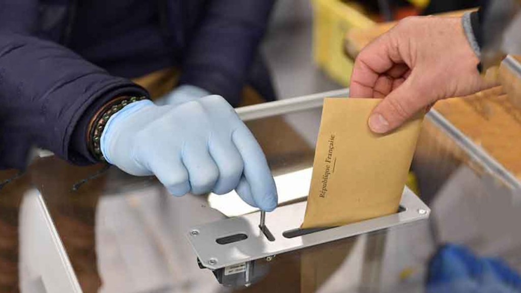 Balotaje de municipales convoca a 16,5 millones de&nbsp;franceses