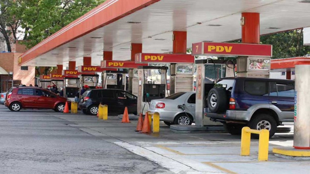 Venezuela adopta medidas contra desvío de combustible&nbsp;subsidiado