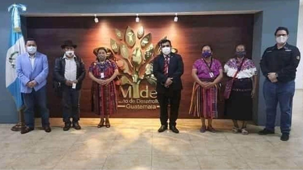 Un indi@ jamás traiciona a los&nbsp;pueblos
