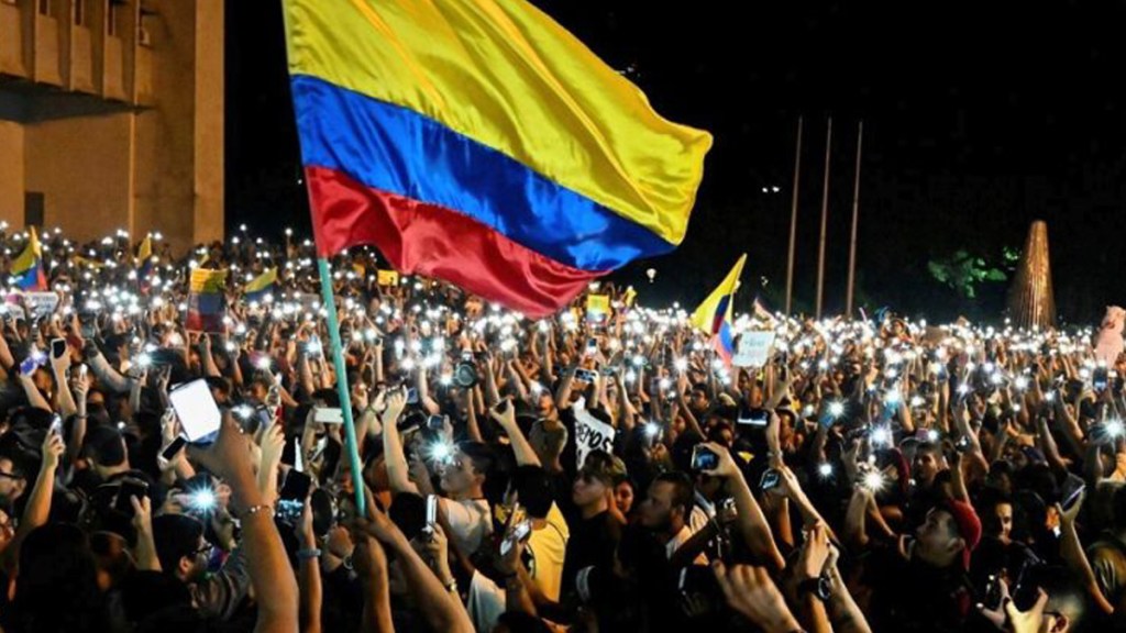 Huelga general y parálisis de la economía&nbsp;colombiana