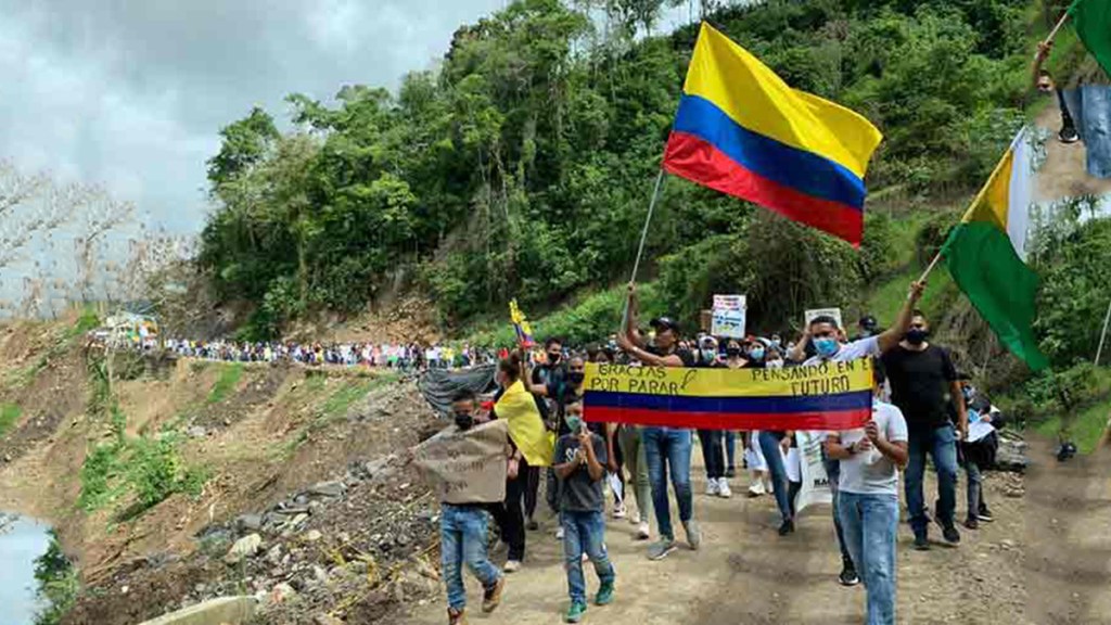 Un mes de paro y las movilizaciones siguen en&nbsp;Colombia