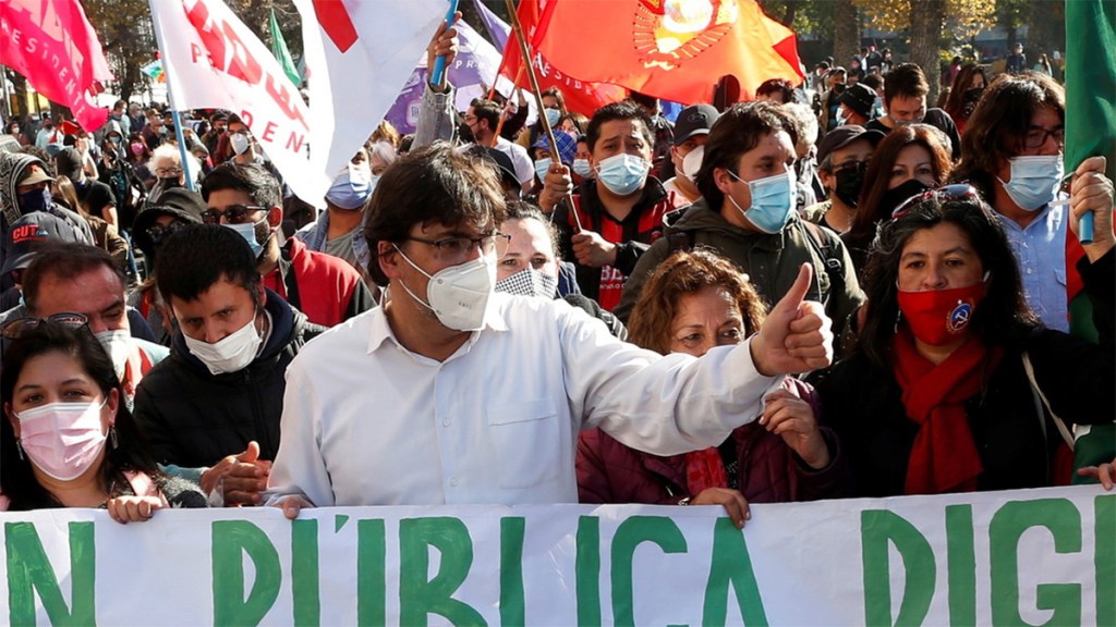 Presidenciales en Chile: la izquierda y la derecha definen en elecciones primarias a los candidatos con mayores posibilidades de suceder a&nbsp;Piñera