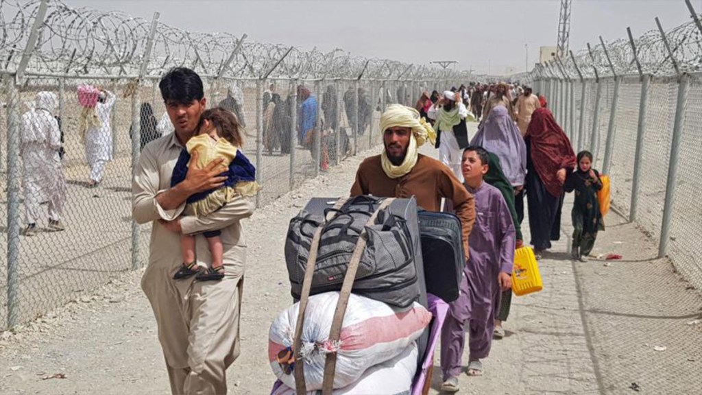 Irán promete apoyar al pueblo afgano y culpa a EEUU por el&nbsp;caos