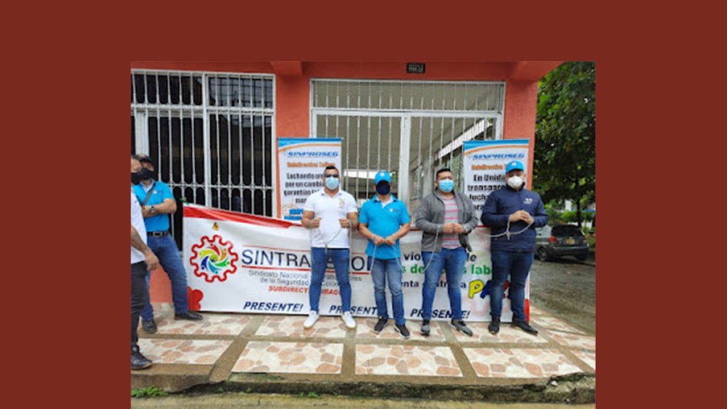 EN IBAGUÉ, ESCOLTAS SE ENCADENAN, AL OÍDO DE LA&nbsp;UNP
