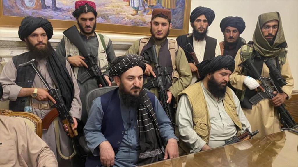 Talibán anuncia fin de la guerra en Afganistán y llama al&nbsp;diálogo