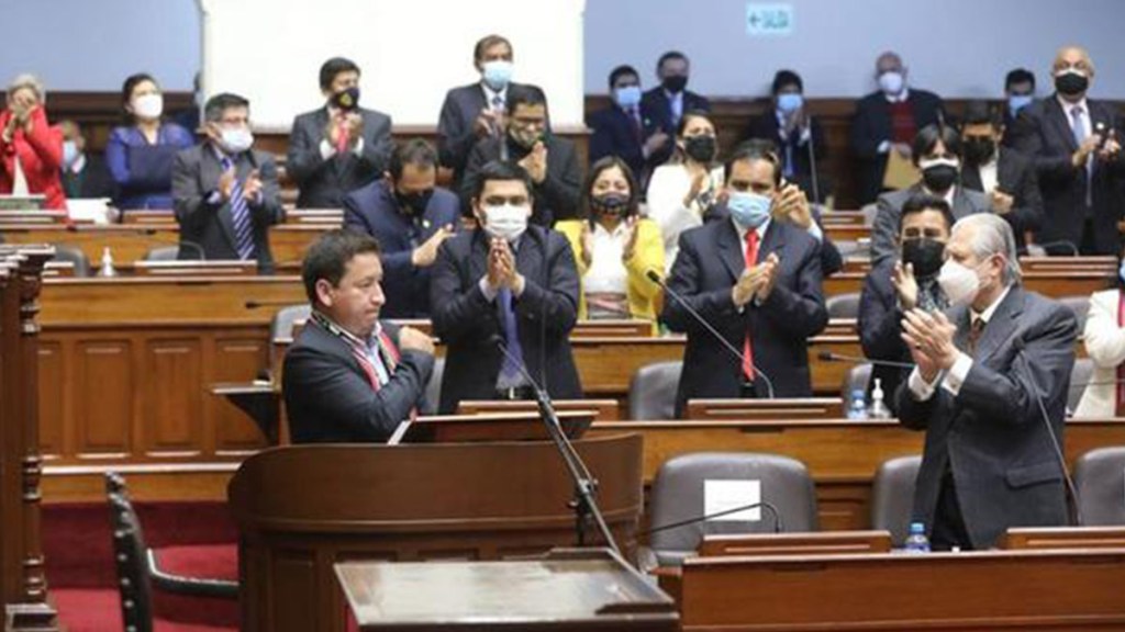 El Congreso de Perú otorga el voto de confianza al gabinete de Pedro&nbsp;Castillo