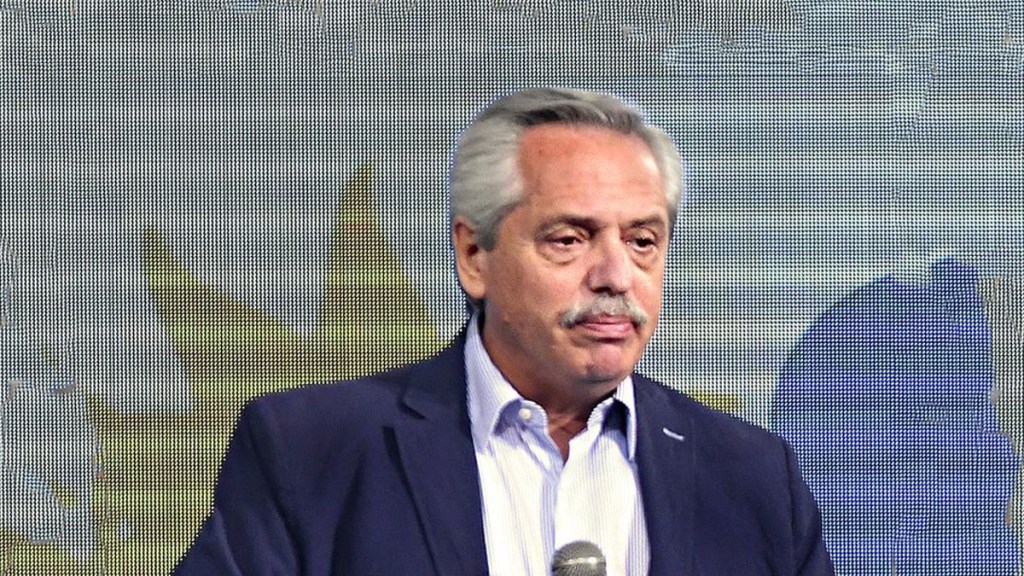 Alberto Fernández afirma que Cristina Fernández de Kirchner «no cometió ninguno de los delitos que se le&nbsp;atribuyen»