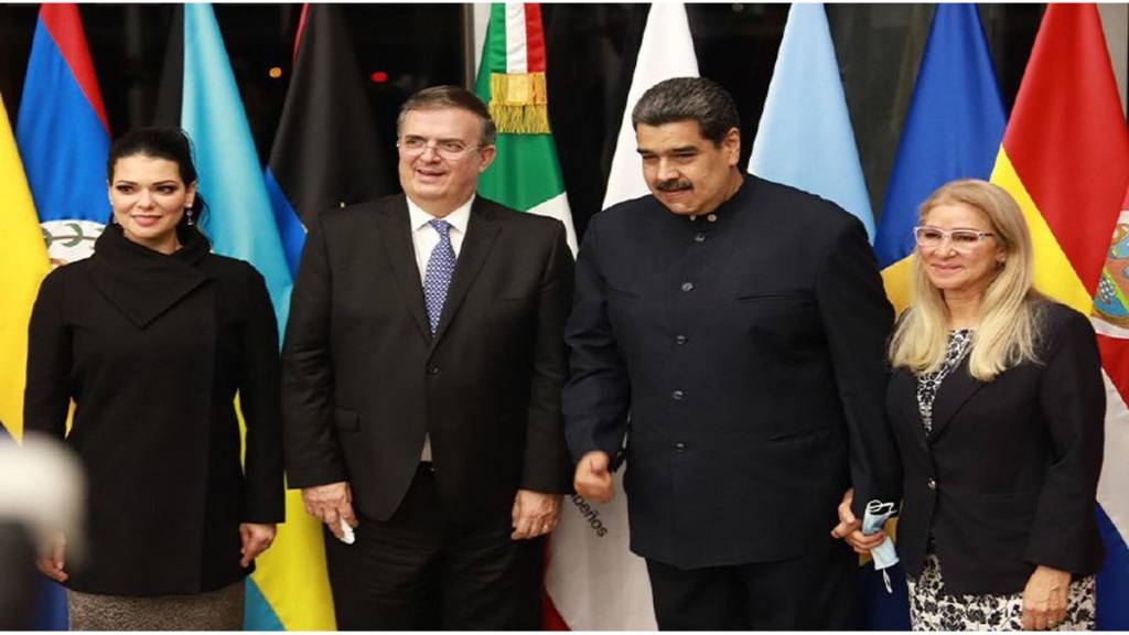México recibe con honores al presidente Maduro para su participación en VI cumbre de la&nbsp;CELAC