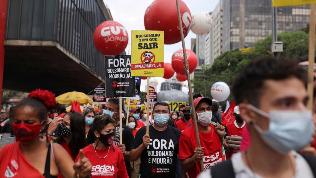 Es hora de ampliar la lucha contra&nbsp;Bolsonaro