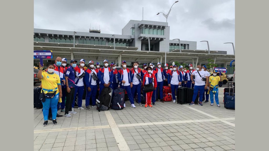 Gran recibimiento a deportistas cubanos que participan en Juegos Panamericanos de la&nbsp;Juventud.