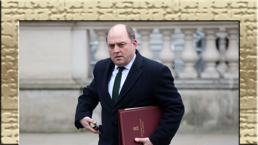 El ministro de Defensa del Reino Unido dice que su país «pateó el culo al zar Nicolás I» en 1853 y «siempre puede» repetirlo, y Moscú&nbsp;responde