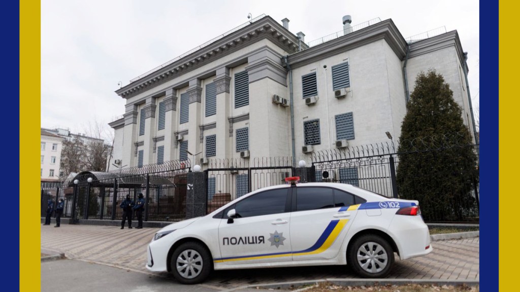 Rusia evacua a su personal diplomático de&nbsp;Ucrania