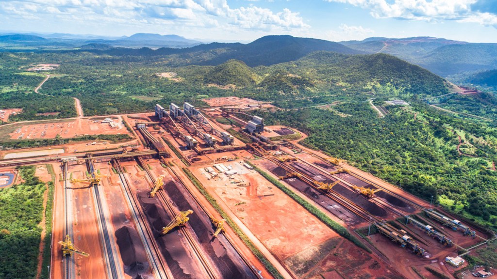 El ‘modus operandi’ de los gigantes mineros y los inversores internacionales en Brasil para apropiarse de territorios indígenas en la&nbsp;Amazonía
