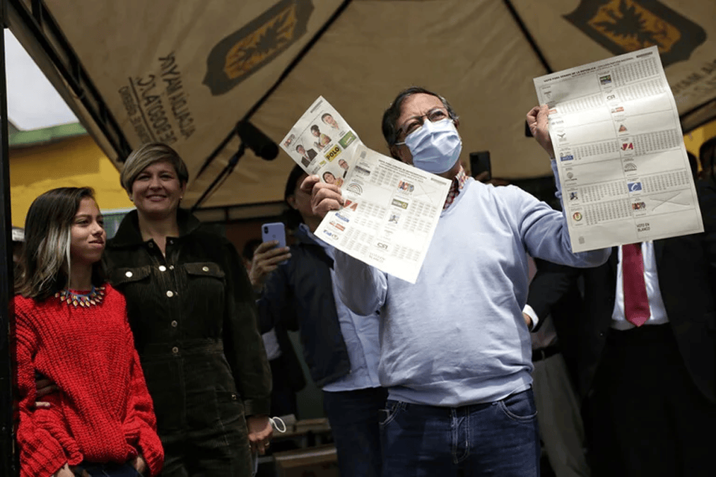 ELECCIONES PARA EL CAMBIO O&nbsp;CONTINUISMO