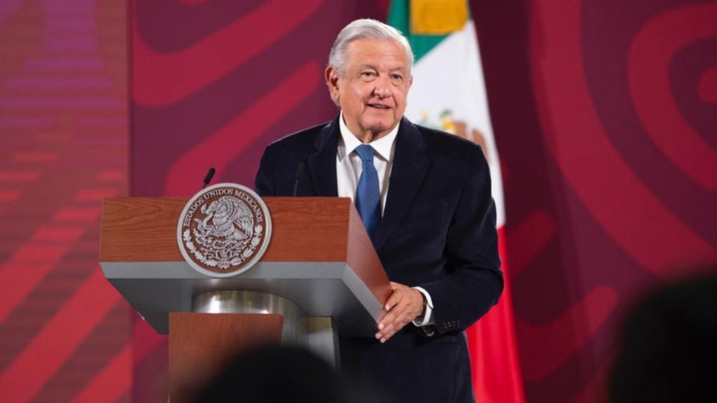 López Obrador envía su respaldo a Petro en Colombia: «Está enfrentando una guerra sucia de lo más indigno y&nbsp;cobarde»