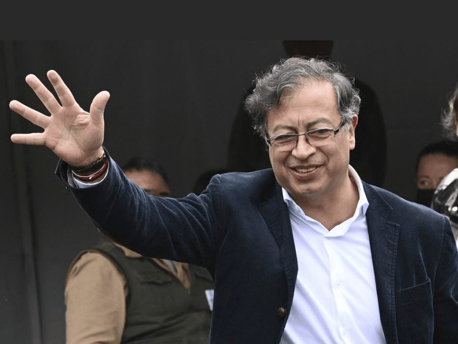 GUSTAVO PETRO: UN MENSAJE A MIS&nbsp;COMPATRIOTAS