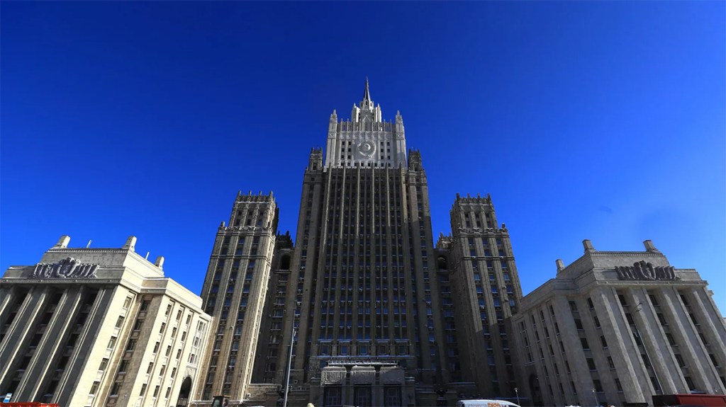 Rusia amplía su lista de países&nbsp;hostiles