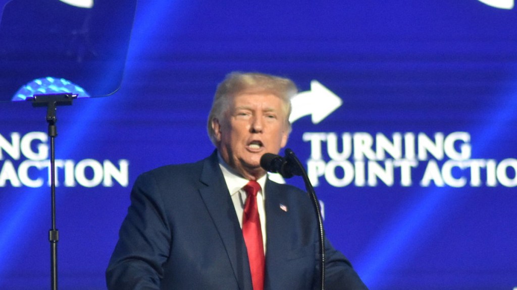 «Creemos en dos géneros»: Trump arremete contra la «ideología de género de&nbsp;izquierdas»