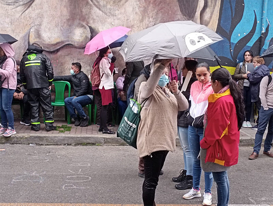 Realizan toma pacífica en el Colegio Pardo Leal en el Policarpa,&nbsp;Bogotá