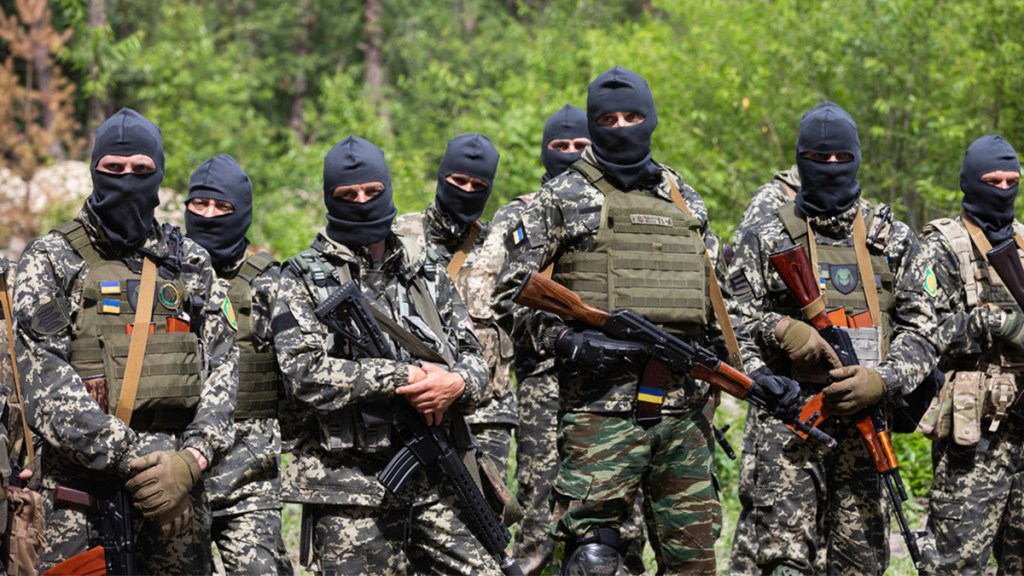 Arranca en el Reino Unido la formación de miles de tropas ucranianas que serán enviadas al frente a combatir contra&nbsp;Rusia