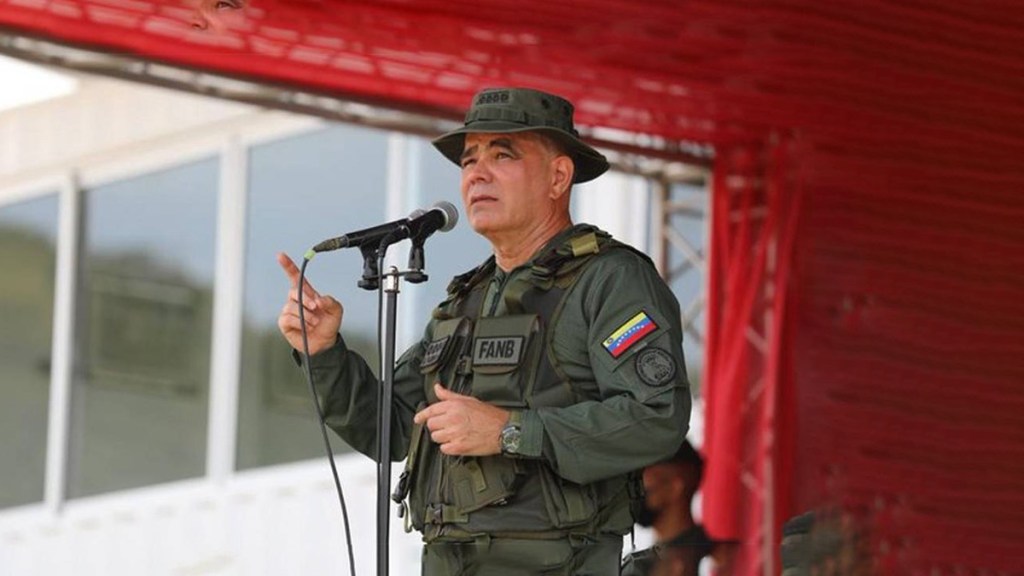 El ministro de Defensa de Venezuela contactará «de inmediato» con su homólogo colombiano para restablecer las relaciones&nbsp;militares