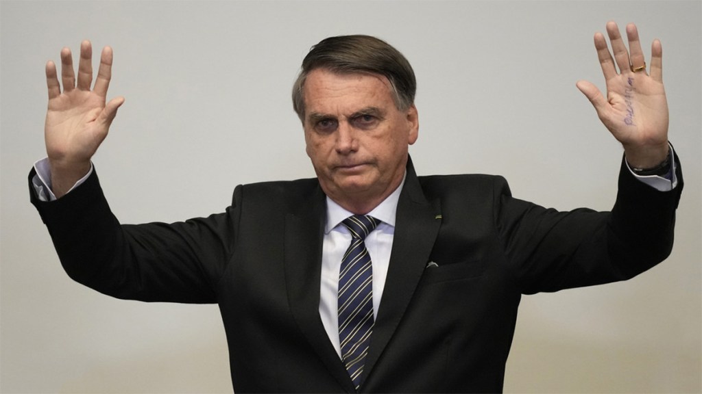 La Policía Federal de Brasil solicita procesar a Bolsonaro por desinformar sobre el&nbsp;covid-19
