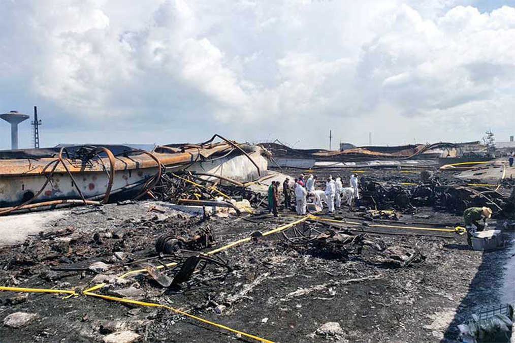 Evalúan daños y buscan desaparecidos tras incendio en Matanzas,&nbsp;Cuba