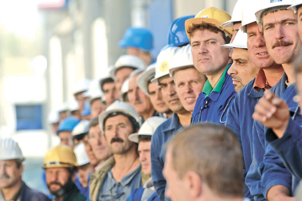 Los contratistas en las entidades oficiales son explotados laboralmente en Colombia